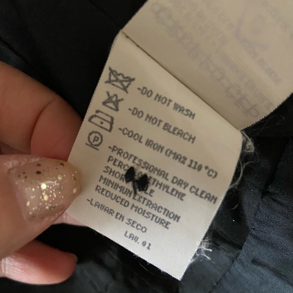 Giorgio Armani black short blazer size 12 - Picture 6 of 7